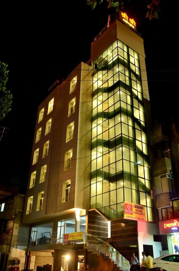 Hotel Sri Sri Executive, Kolhápur Kültér fotó