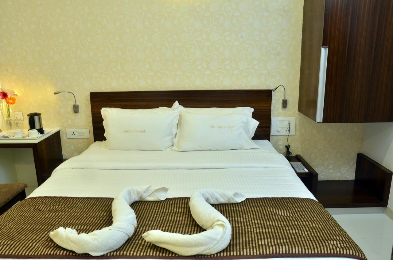 Hotel Sri Sri Executive, Kolhápur Kültér fotó