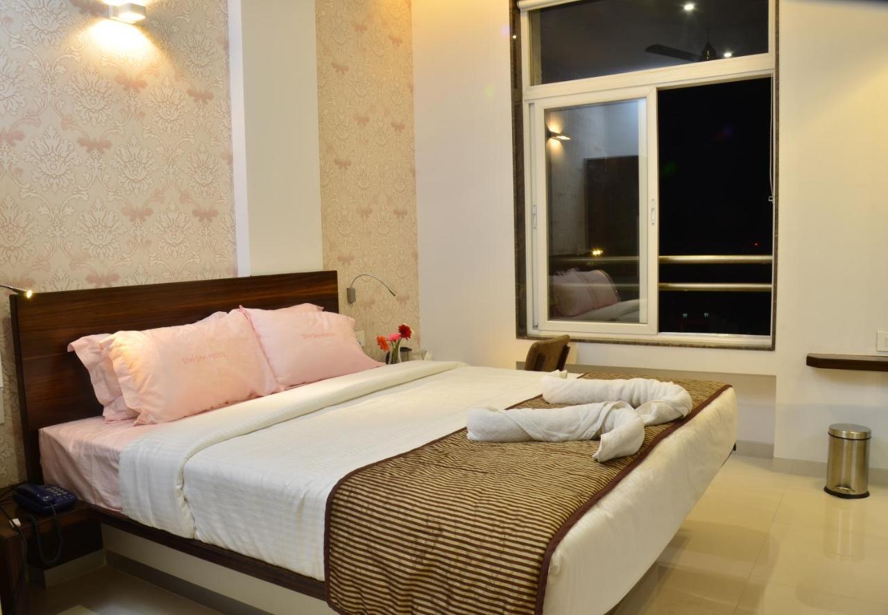 Hotel Sri Sri Executive, Kolhápur Kültér fotó