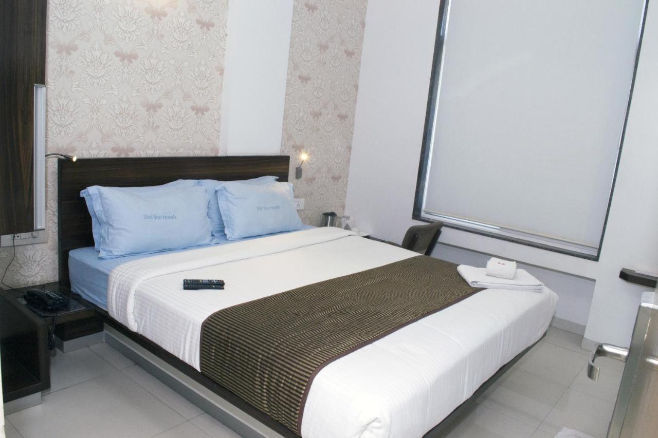 Hotel Sri Sri Executive, Kolhápur Kültér fotó
